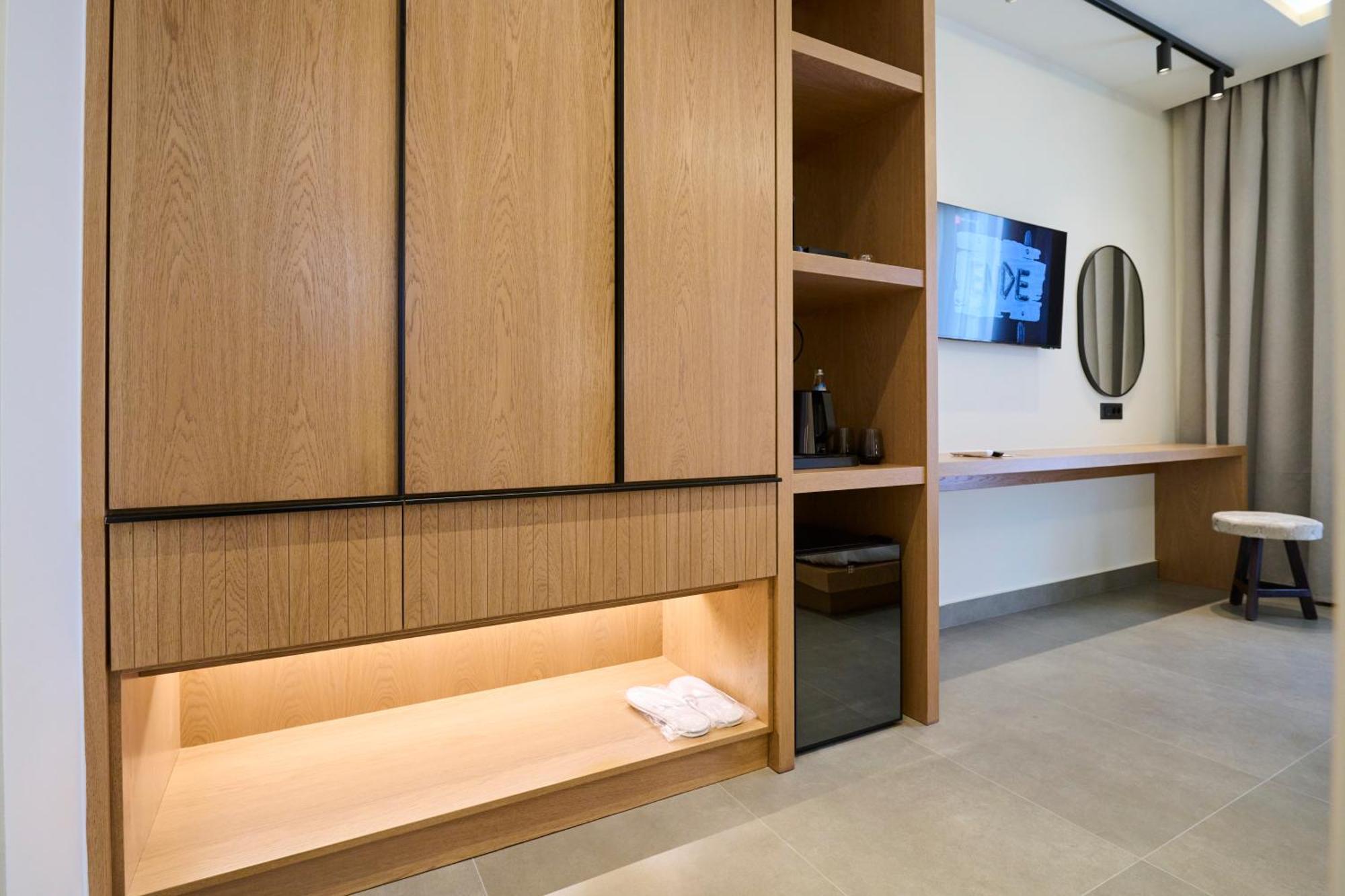 Monarco Executive Rooms Rhodes City Eksteriør billede