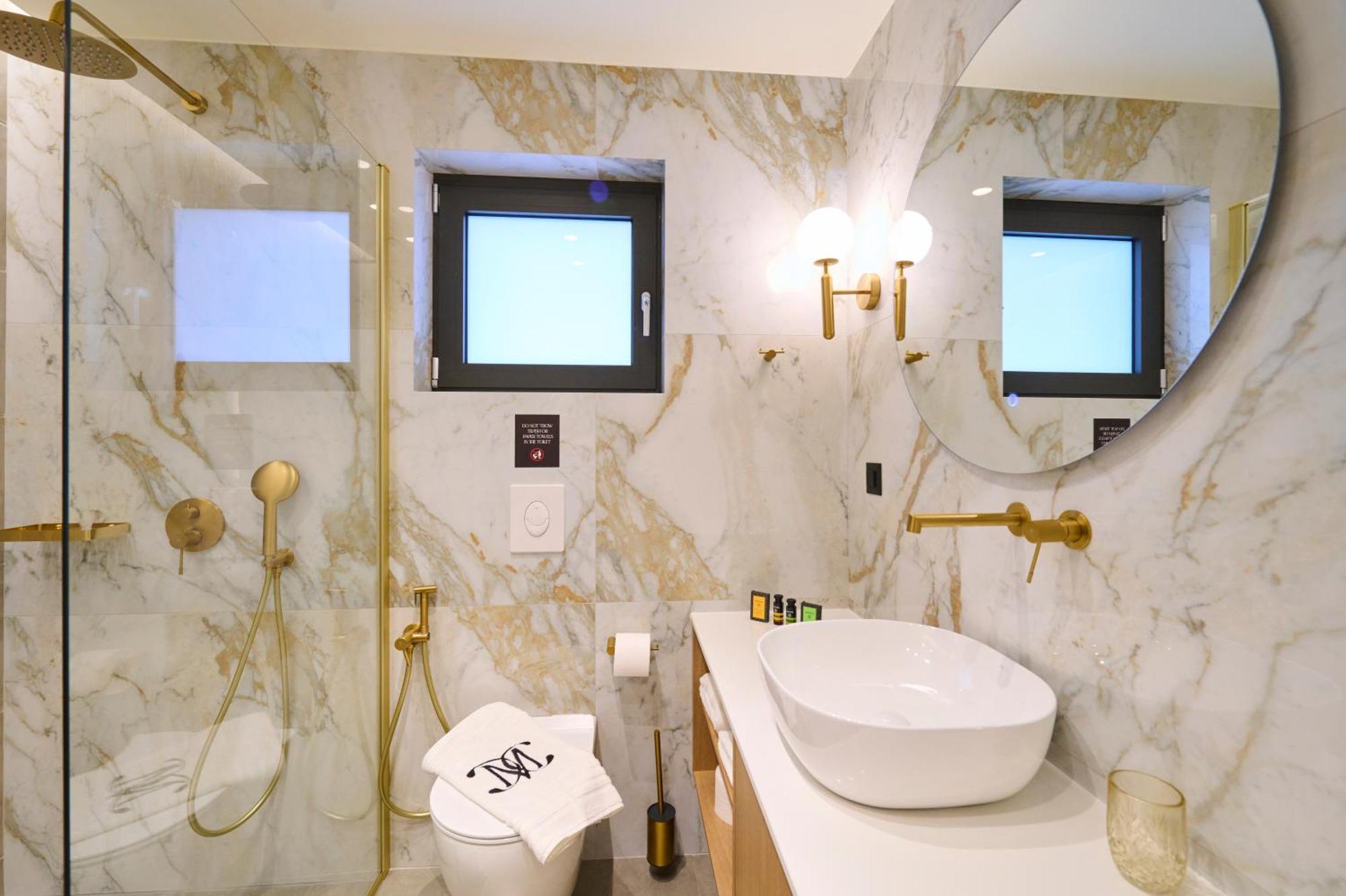 Monarco Executive Rooms Rhodes City Eksteriør billede