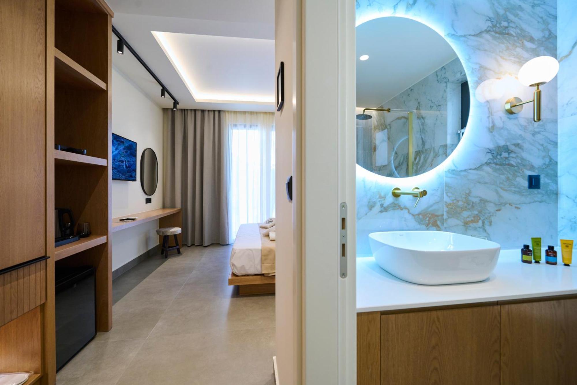 Monarco Executive Rooms Rhodes City Eksteriør billede