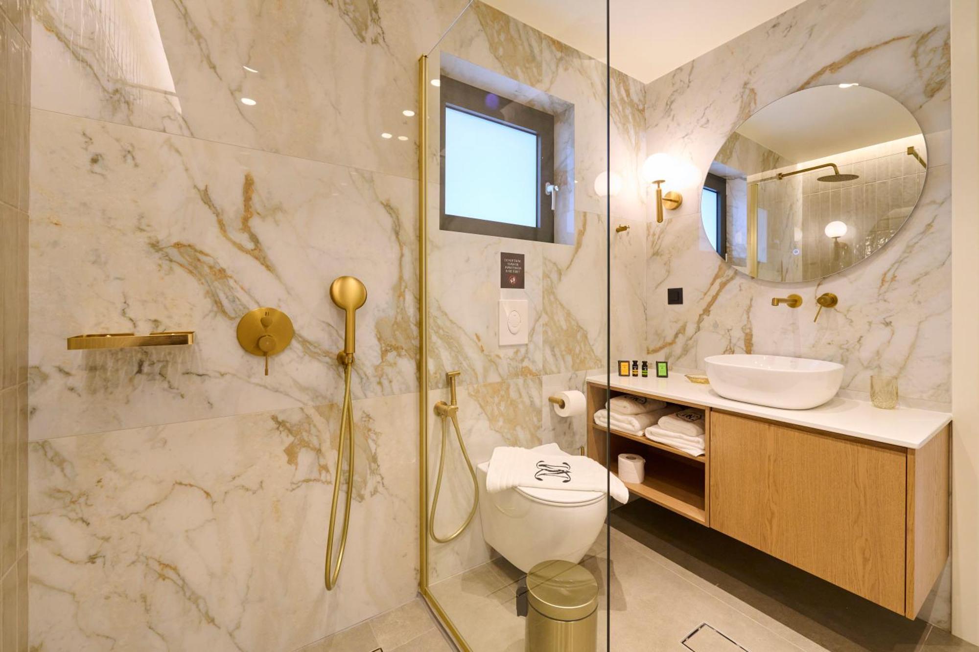 Monarco Executive Rooms Rhodes City Eksteriør billede
