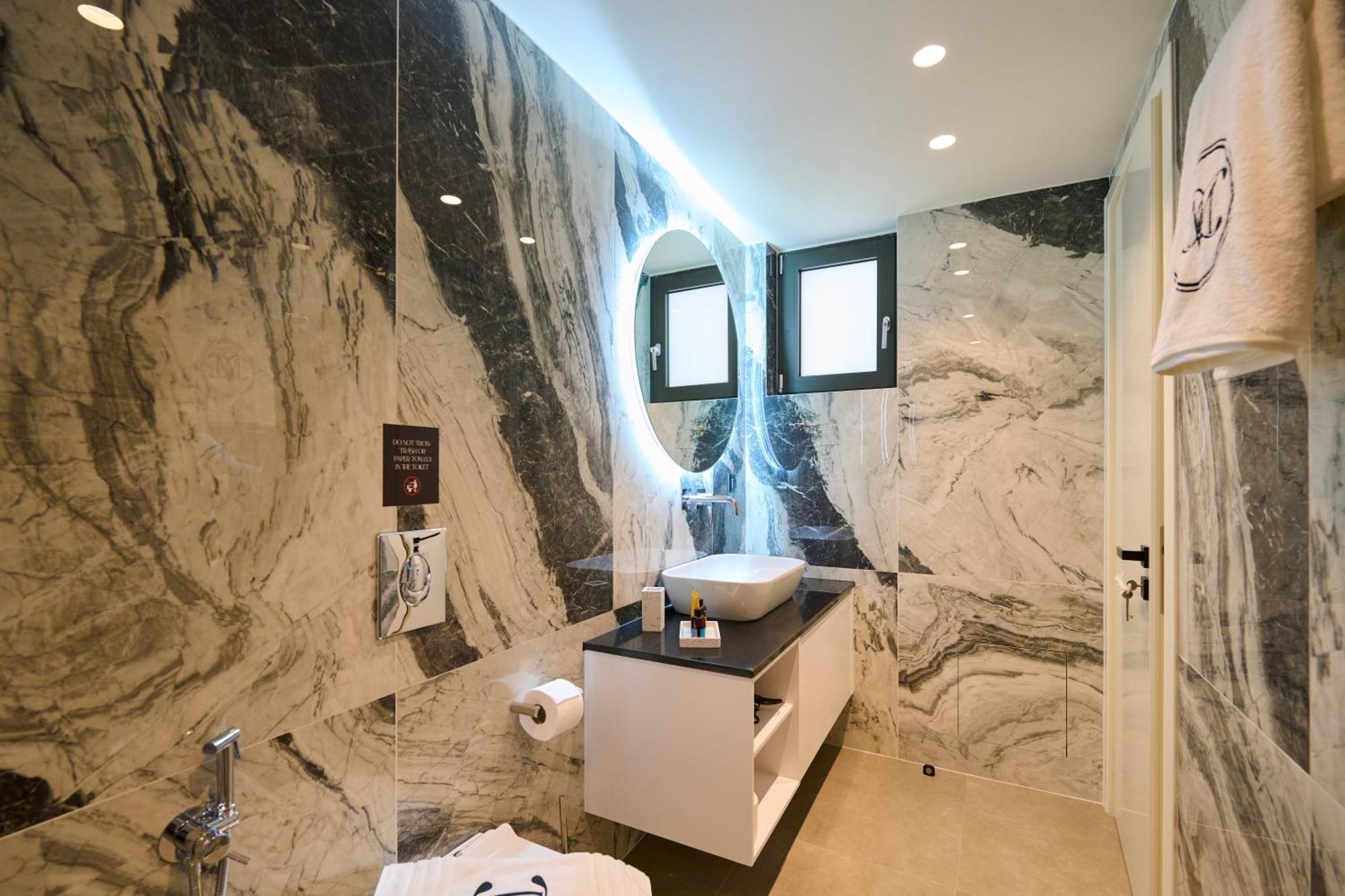 Monarco Executive Rooms Rhodes City Eksteriør billede