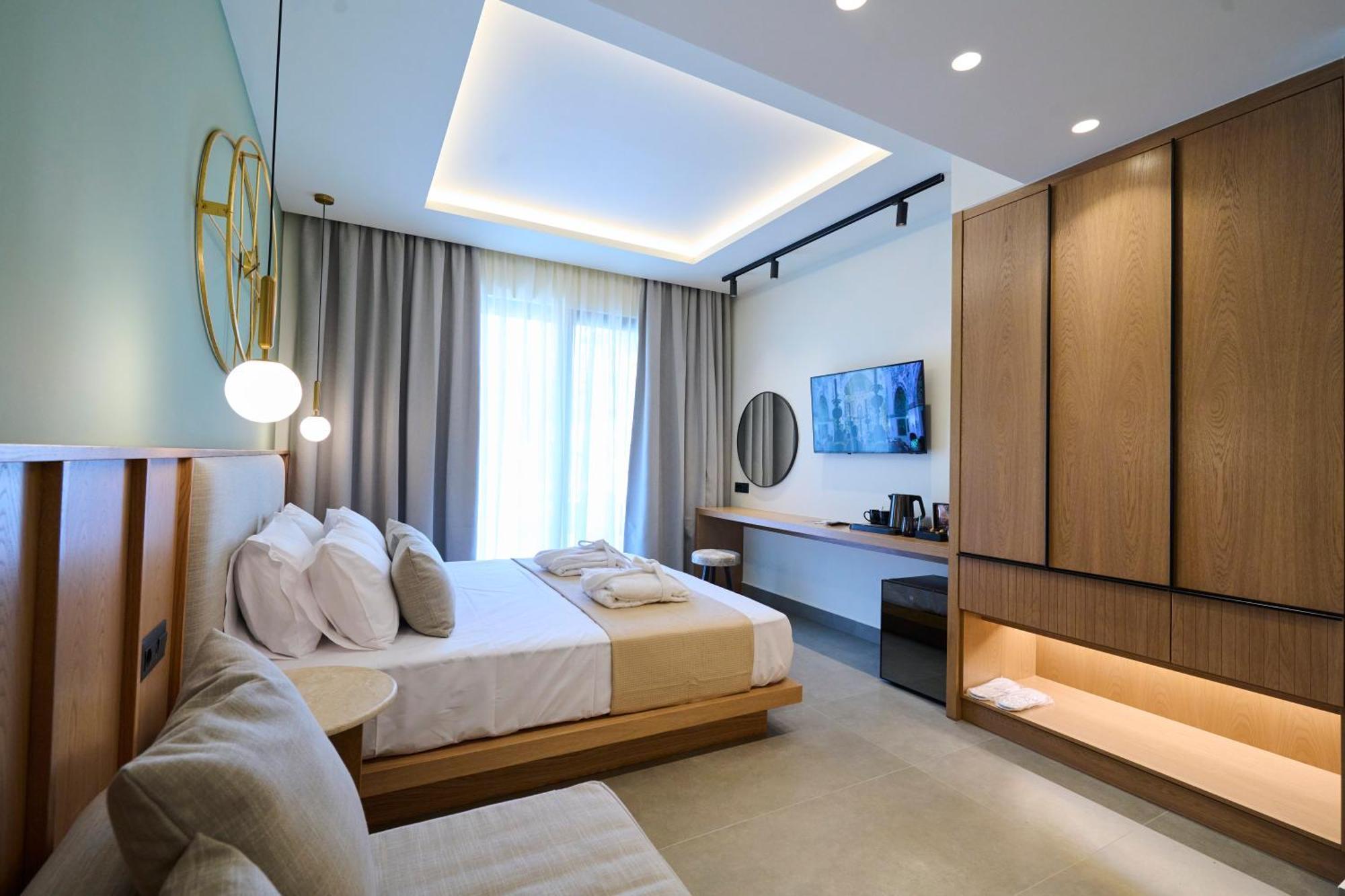Monarco Executive Rooms Rhodes City Eksteriør billede